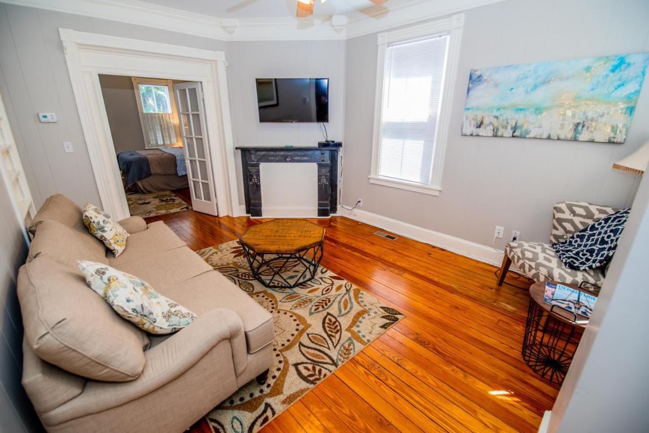 Downtown Annapolis King George 1St Floor Hideaway Apartment Exterior photo