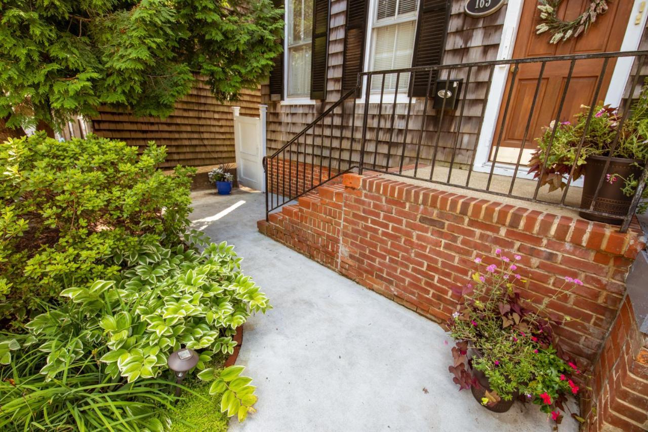Downtown Annapolis King George 1St Floor Hideaway Apartment Exterior photo