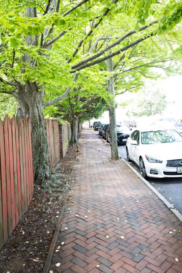 Downtown Annapolis King George 1St Floor Hideaway Apartment Exterior photo